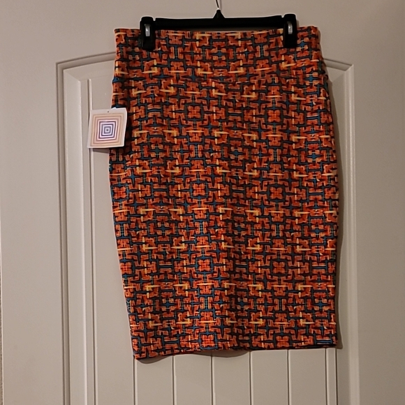 Colorful Geometric Patterned Skirt - Picture 1 of 5